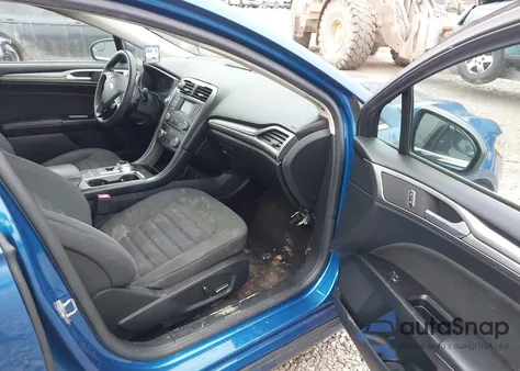 2017 Ford Fusion Se z USA, uszkodzony, nr VIN 3FA6P0HD4HR160882